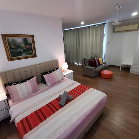 Apple 4@Menara Simfoni/King Bed/Wifi/Netflix/Tvbox Apartment Cheras Exterior photo